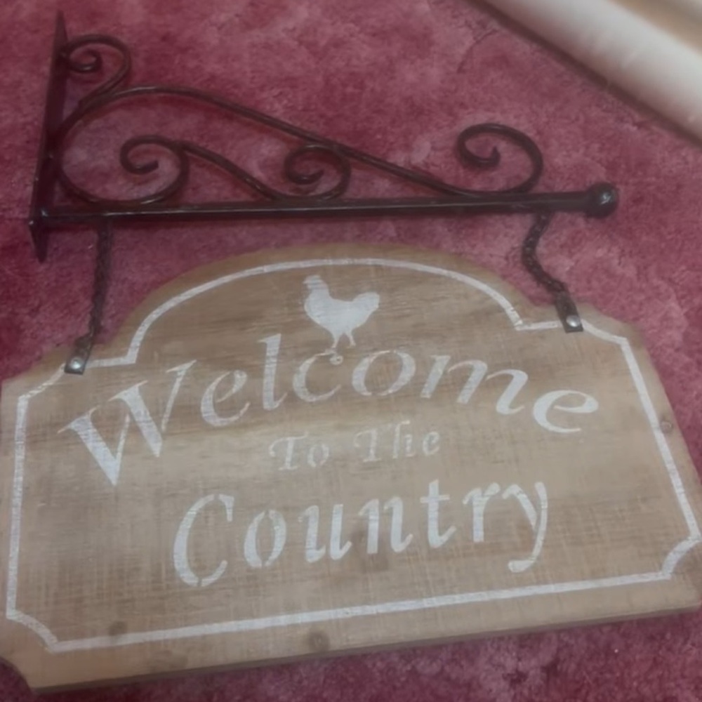 Rustic Welcome to the Country Sign